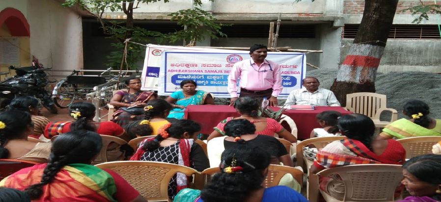 https://1ngo.sgp1.digitaloceanspaces.com/media/adhirakshana/1NGO-00269-Adhirakshana_Samaja_Seva_Samithi-Activities-Awareness_Program_for_women.JPG