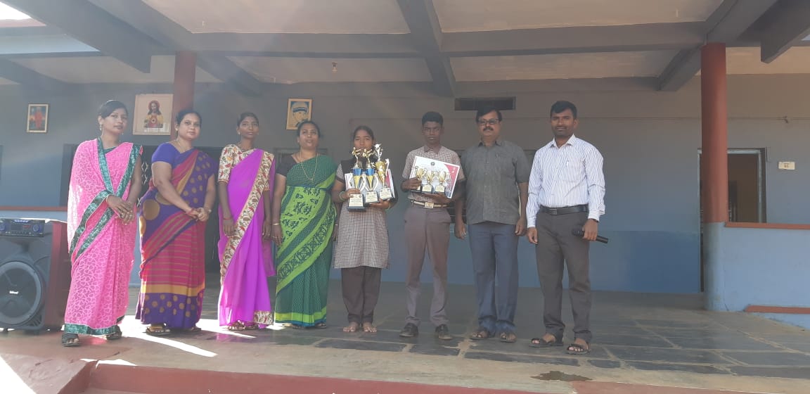 https://1ngo.sgp1.digitaloceanspaces.com/media/arunodaya/1NGO-00017-Arunodaya_POIRADA-Activities-Prize_distribution.jpg.jpg