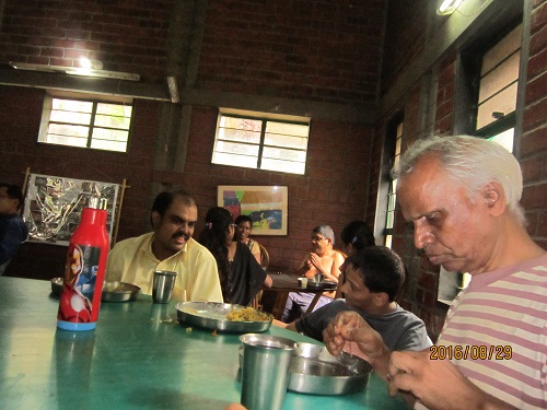 https://1ngo.sgp1.digitaloceanspaces.com/media/asha/1NGO-Asha_Nikethan-Activities-img_3.jpg