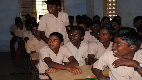 https://1ngo.sgp1.digitaloceanspaces.com/media/dayanand/Dayanand-Representative_Image_1.jpg