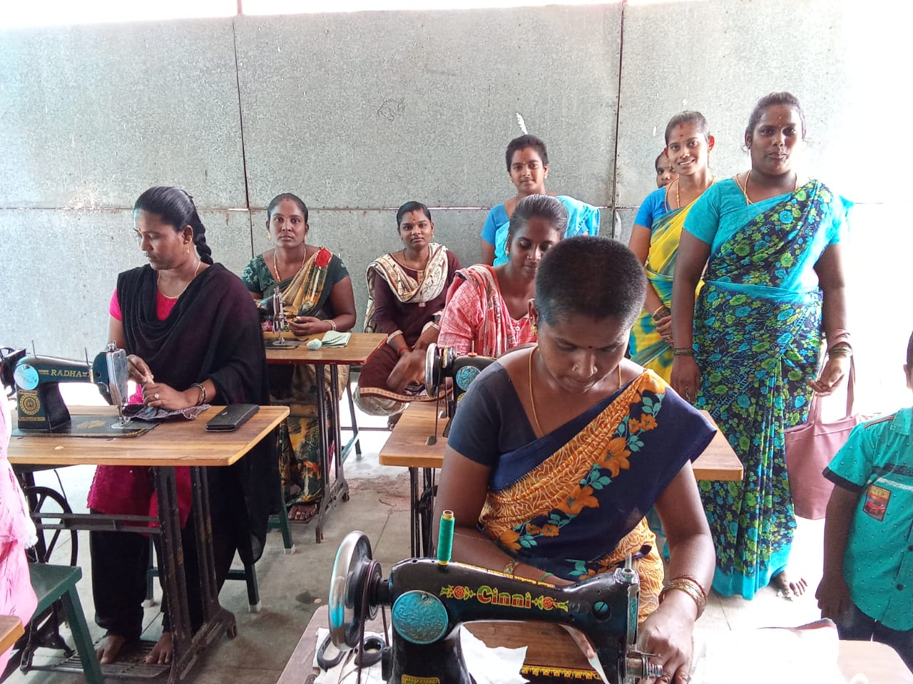 https://1ngo.sgp1.digitaloceanspaces.com/media/deepam/1000207329.jpg