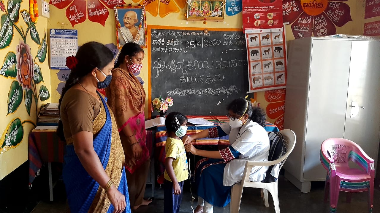 https://1ngo.sgp1.digitaloceanspaces.com/media/heads/Children_health_screening_program.jpg