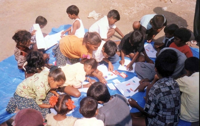https://1ngo.sgp1.digitaloceanspaces.com/media/herselfsociety/Education.jpg