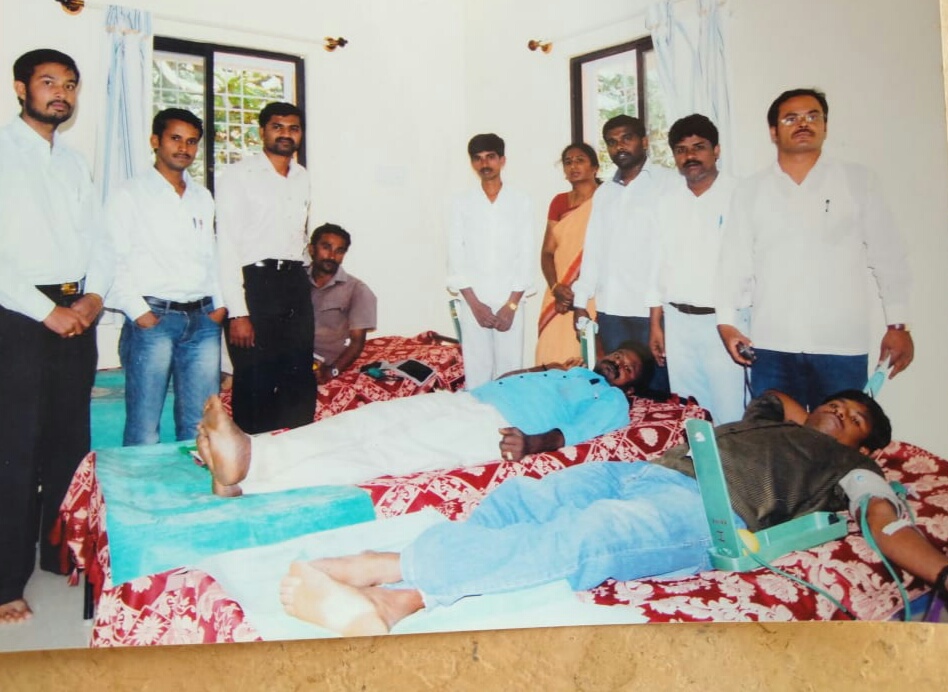 https://1ngo.sgp1.digitaloceanspaces.com/media/shreemanyatrust/blood_camp.JPG