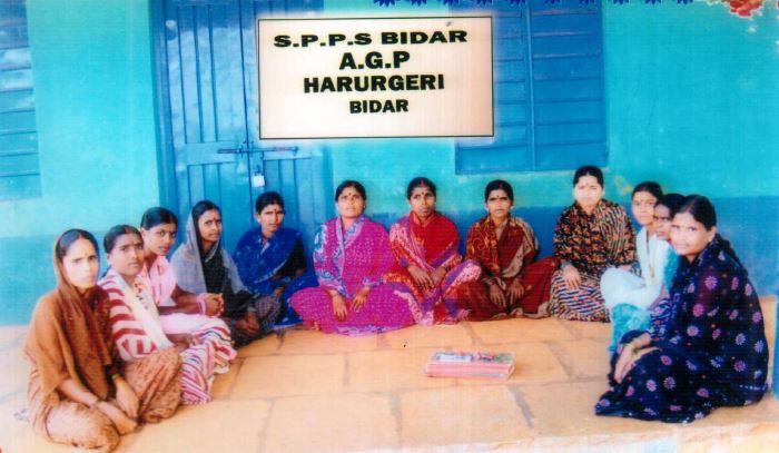 https://1ngo.sgp1.digitaloceanspaces.com/media/spps/1NGO-00354-Swarnabhumi_Pidit_Parivar_Sangh-Activities.JPG