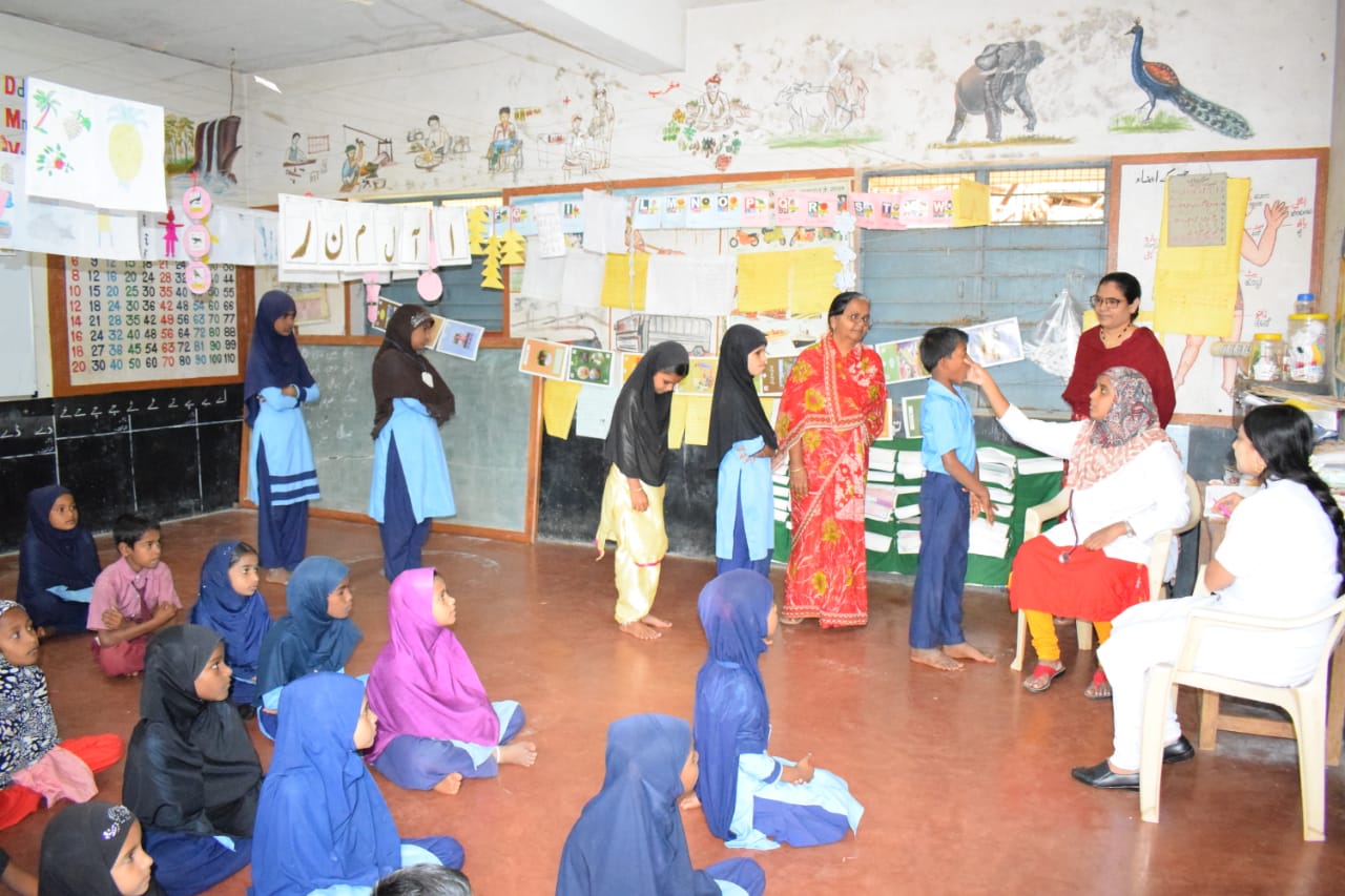 https://1ngo.sgp1.digitaloceanspaces.com/media/womenswelfaresociety/IND-00003-WWSBELAGAVI-Activities-Welfare_Program.jpg.jpeg