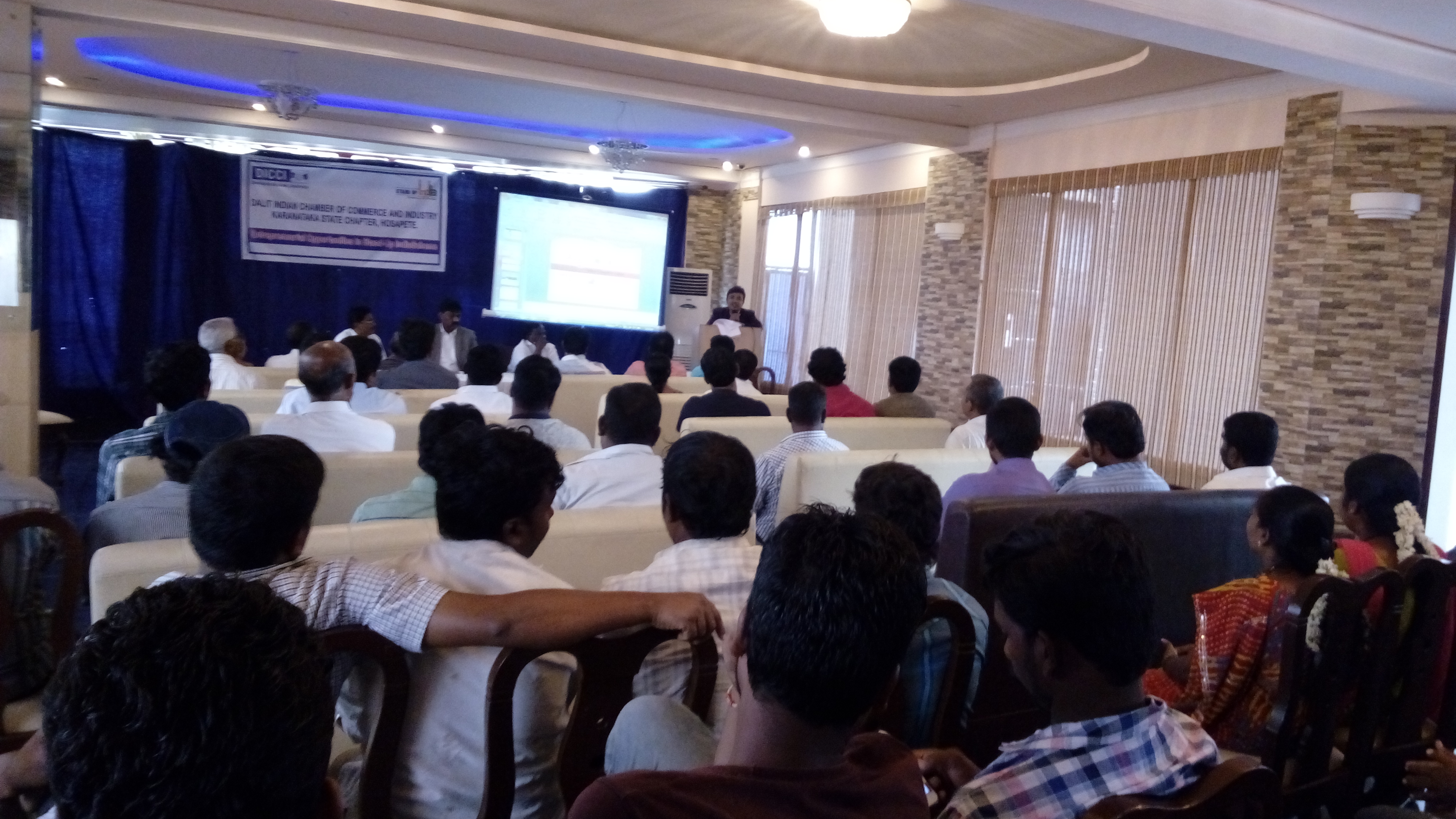 https://1ngo.sgp1.digitaloceanspaces.com/media/youths/20160717_Digital_litrecy_programme.jpg